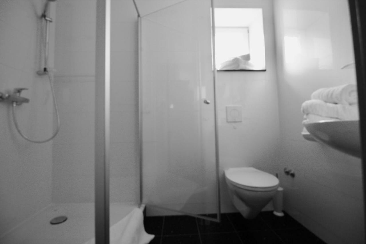 Apartment Dalmatien Traumhaus มาคาร์สกา ภายนอก รูปภาพ