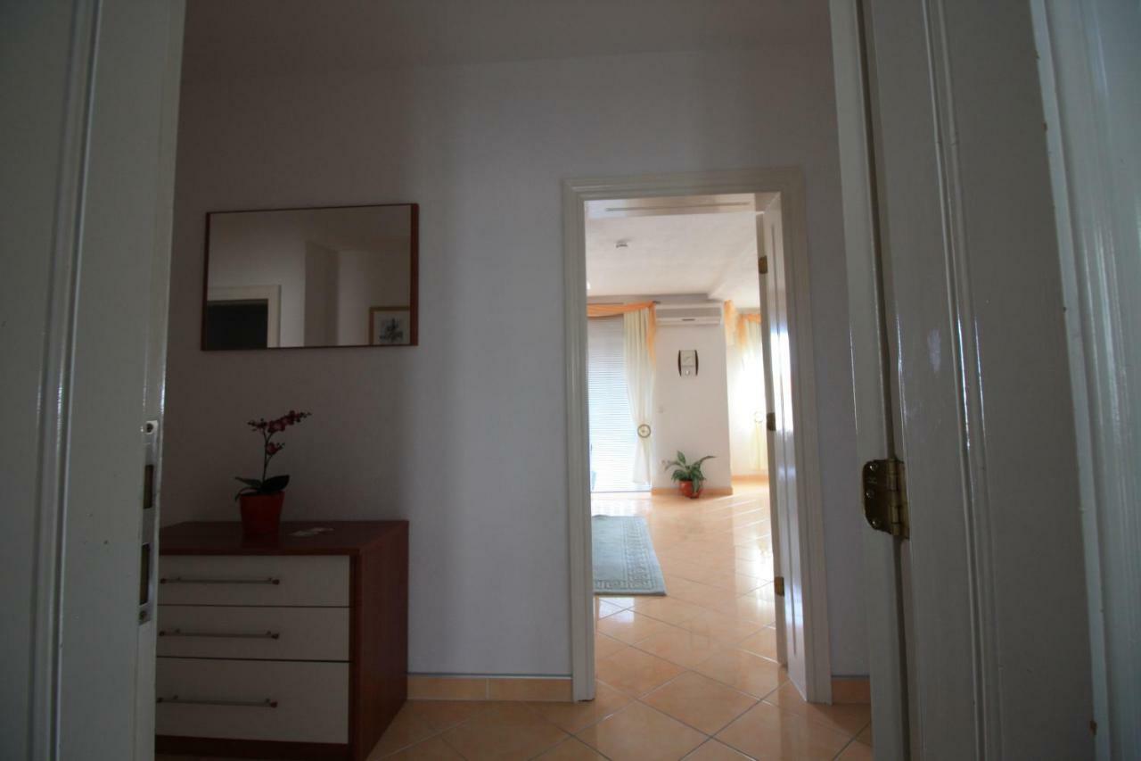 Apartment Dalmatien Traumhaus มาคาร์สกา ภายนอก รูปภาพ